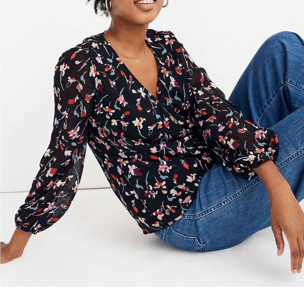 Madewell NWT Shirred-Sleeve V-Neck Top in Drifting Flowers sz Small